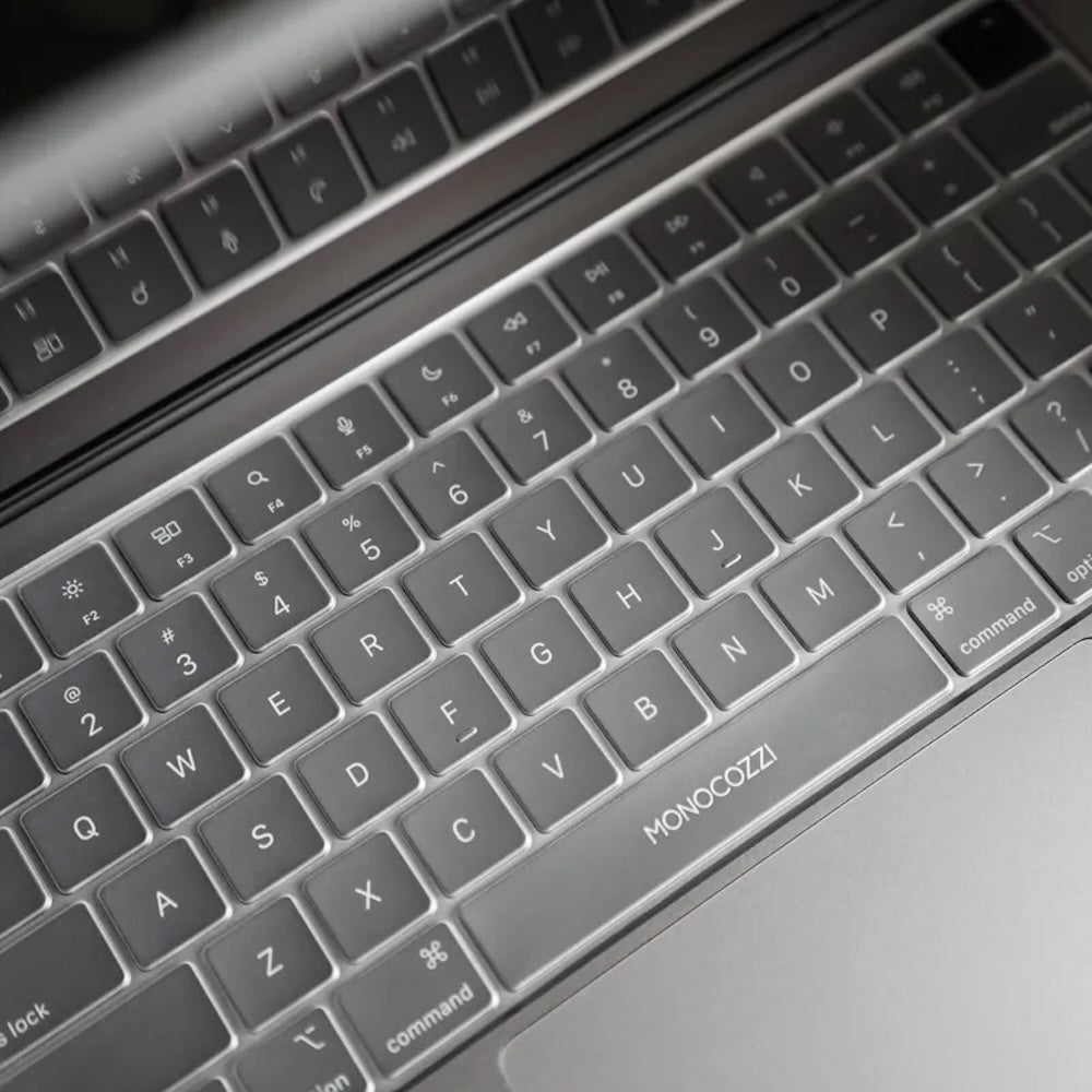 Monocozzi LUCID SLIM | Ultra Slim Polycarbonate Transparent Case for 15-inch MacBook Air M2/M3 - Clear