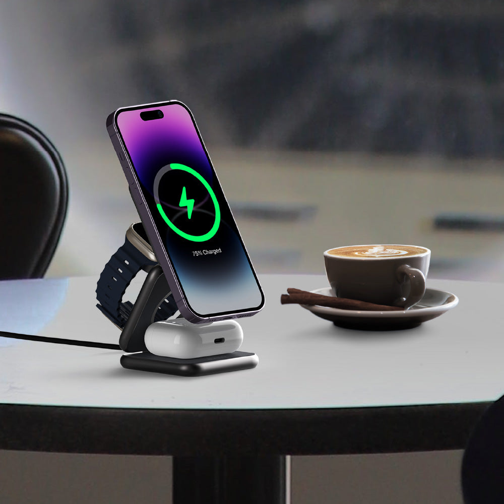 Adam Elements Mag 3 Magnetic 3-in-1 Foldable Travel Charging Station
