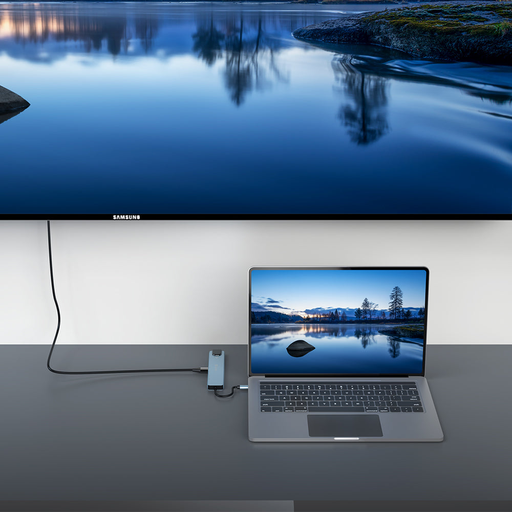Devia Pro1 8-in-1 USB-C Hub - Gray