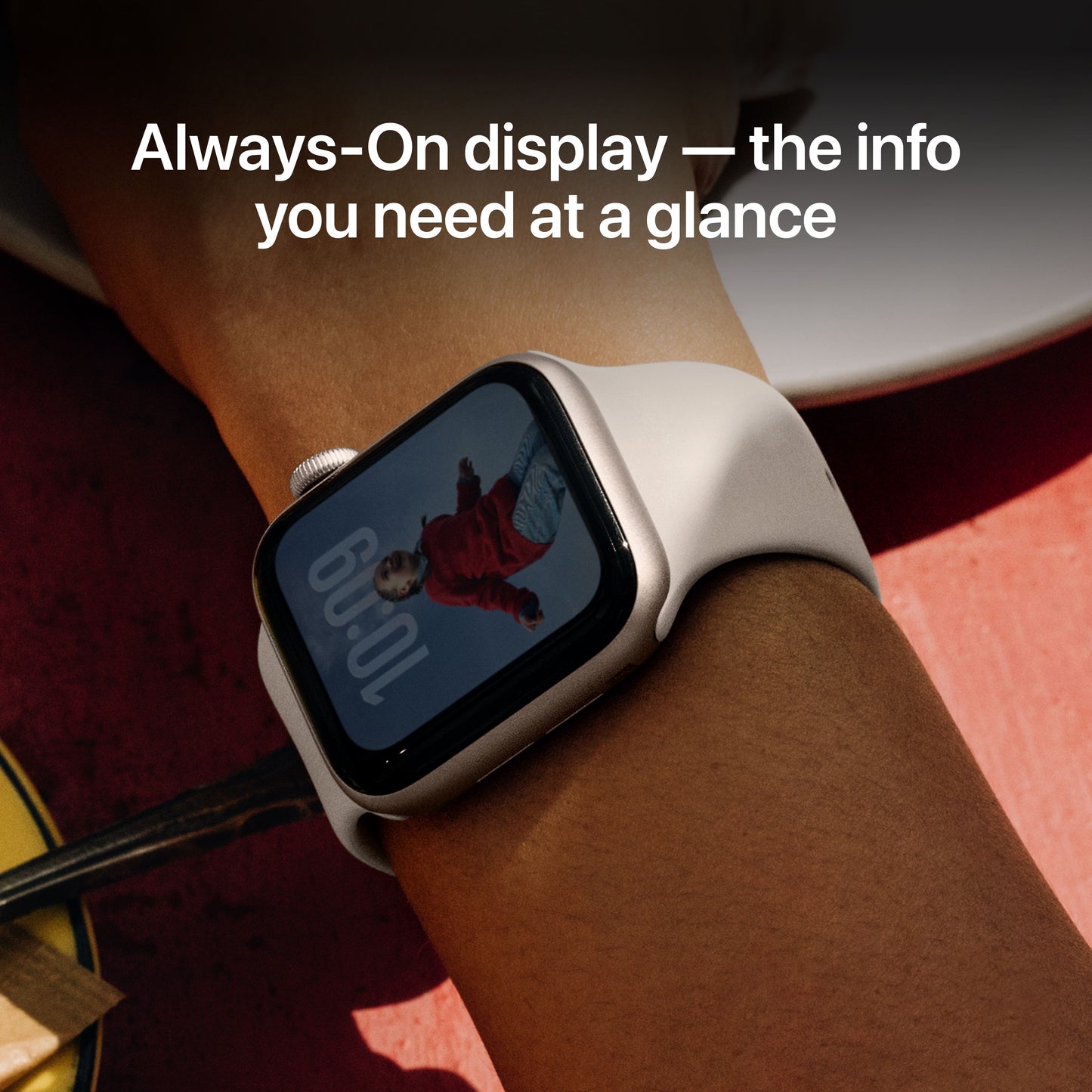 Apple_Watch_SE_3_40mm_GPS_Starlight_Aluminum_Sport_Band_Starlight_PDP_Image_Position_5__SG-EN