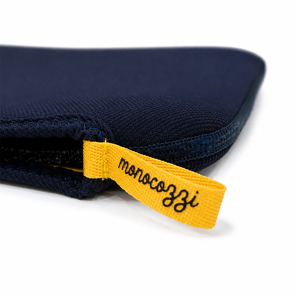 Monocozzi ESSENTIALS Tight Fit Sleeve MacBook Air 13/Pro 14 Royal Blue