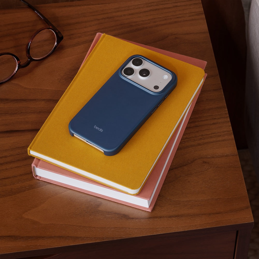Beats Case with MagSafe and Camera Control for iPhone 17 Pro - Bedrock Blue